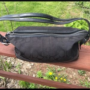 Black COACH PURSE